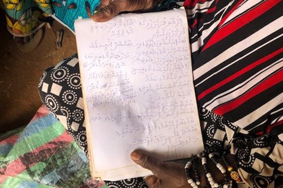 In a rural village in the region of Tahoua, Niger, a woman who has been selected by her community to present to UN Human Rights on how climate change is impacting their lives. Photo credit: OHCHR/Alice Ochsenbein