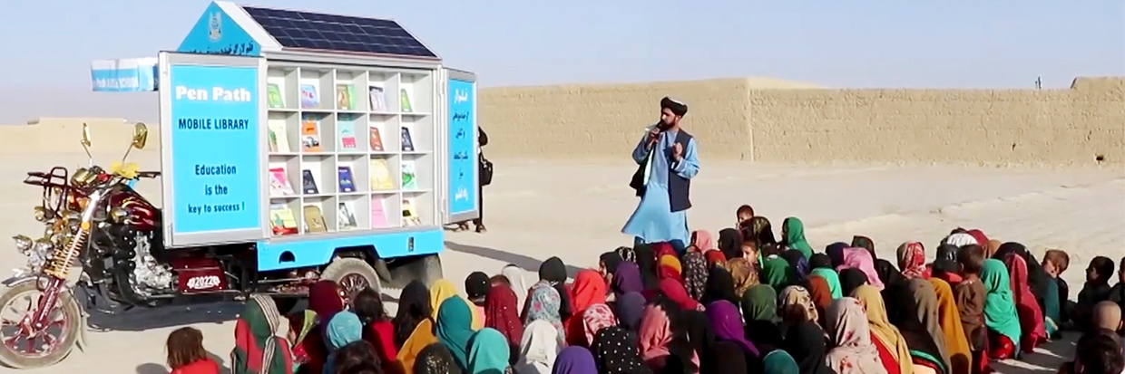 Matiullah  Wesa, head of Pen Path civil society with mobile school in Kandahar, photos from video: 30/05/2022 Reuters Marketplace - Anadolu Audio. © Reuters Marketplace - Anadolu Video