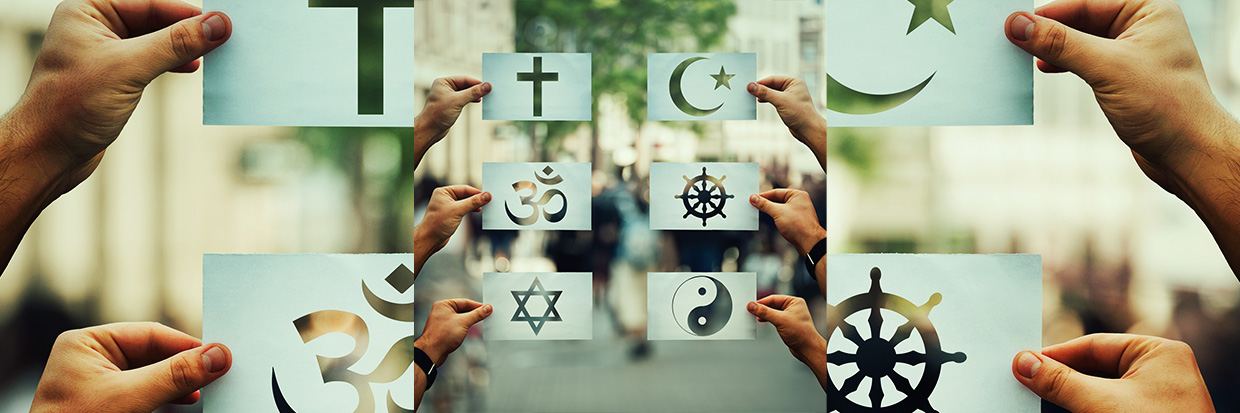 Los símbolos religiosos representan la esencia de las creencias de las personas. © Bulat Silvia iStock / Getty Images Plus