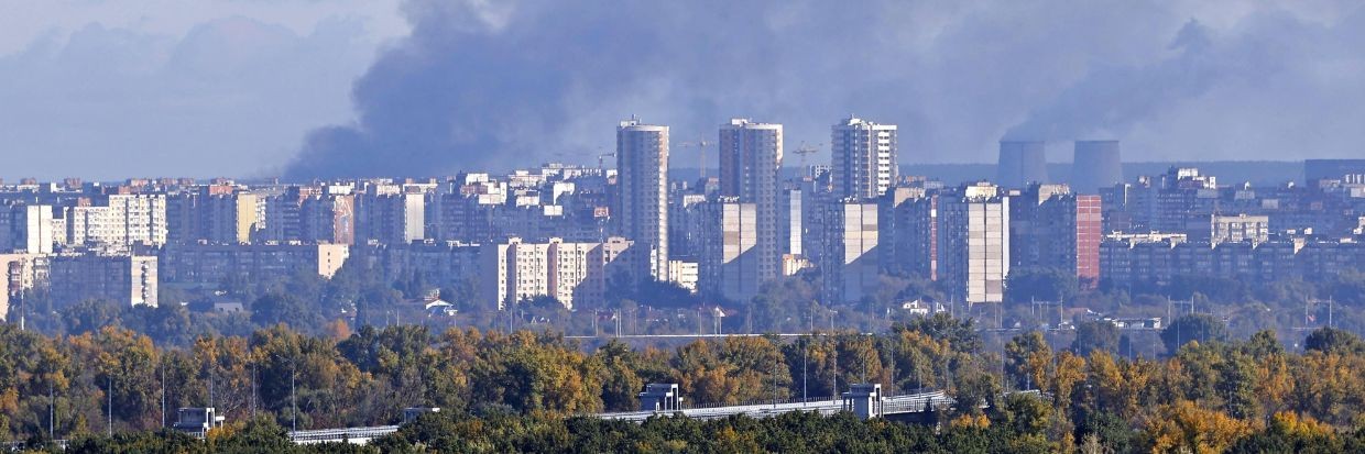 Black smoke rises over Ukraine's capital Kyiv on Oct. 10, 2022. © Reuters