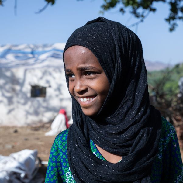 Hayat Ibrahim, 10, fled her home in Bulen wereda  (district), Benishangul Gumuz Region when their village is attacked. Ethiopia, 2021. © UNICEF/UN0418425/Ayene