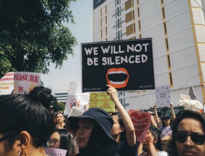 Cartel en la Marcha de las Mujeres de 2019, Kuala Lumpur © Unsplash/Michelle Ding