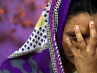 (A survivor of slavery who wished to remain anonymous poses for a picture in New Delhi, India. Picture taken March 7, 2018. © REUTERS/Cathal McNaughton)